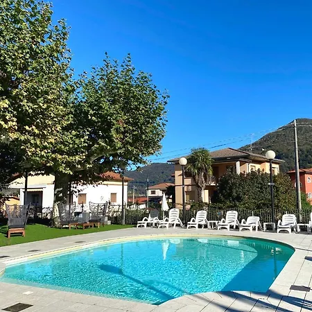 Caroline Hotel